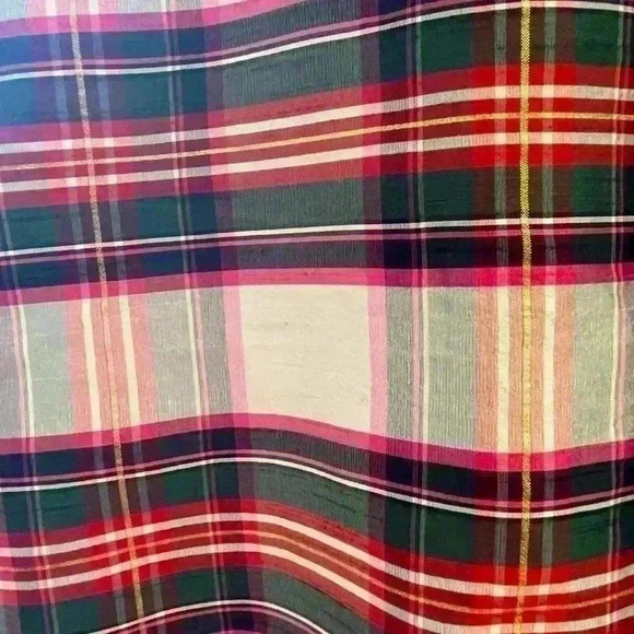 Crown & Ivy Plaid Blouse Women’s Small, Excellent Condition - Picture 10 of 10